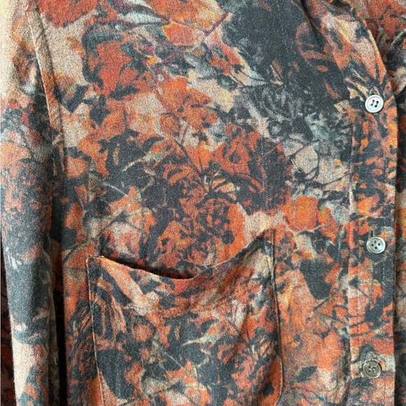 Peruvian Connection Floral Shirt | Small - Picture 6 of 6